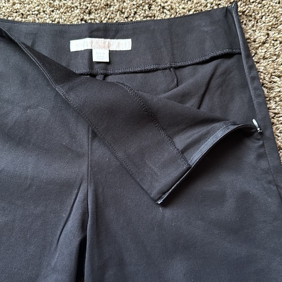 Boston Proper‎ Shorts - Picture 2 of 5